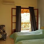 شقة فندقية Takis 4*