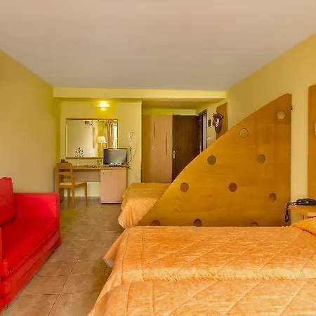 Takis 4* Ksanemos