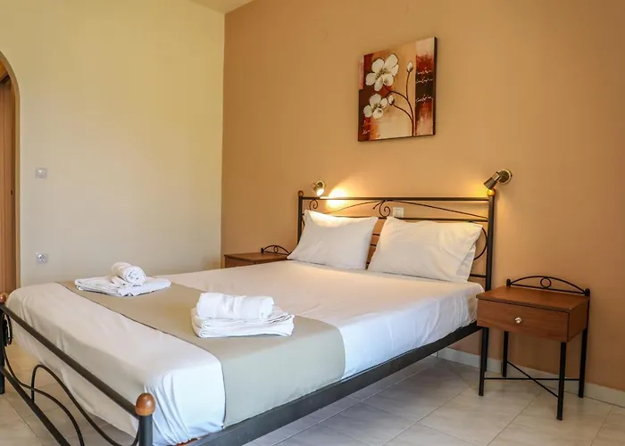 Takis Aparthotel Ksanemos