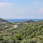 Ξενοδοχείο με διαμερίσματα στούντιο τάκης