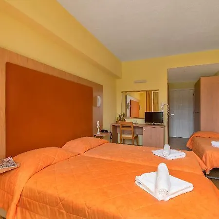 Hotel de apartamente Takis Ksanemos
