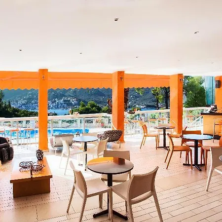 Takis Aparthotel Ksanemos