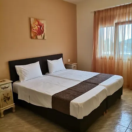 Hotel de apartamente Takis 4*