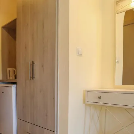 Hotel de apartamente Takis 4*