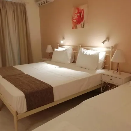 Hotel de apartamente Takis Ksanemos